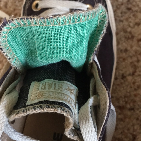 Black double-tongued converse sneakers - Picture 4 of 8